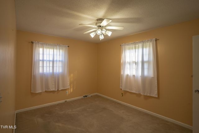 111 Fairlawn Drive, Johnson City, TN 37601