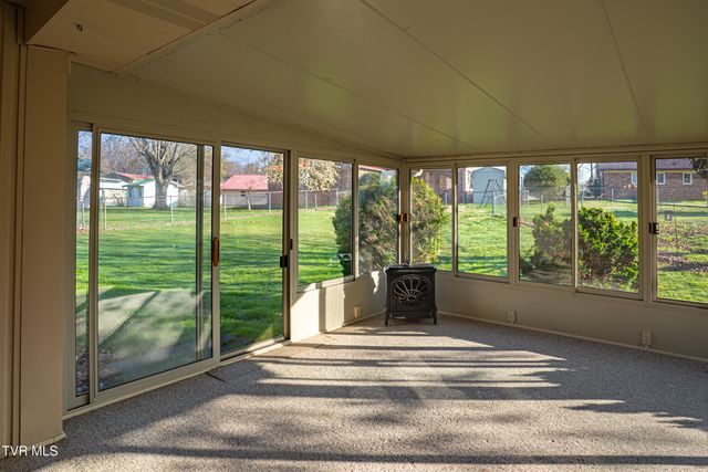 111 Fairlawn Drive, Johnson City, TN 37601