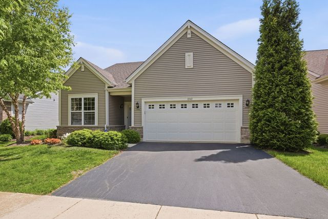 1242 Barkston Lane, Aurora, IL 60502