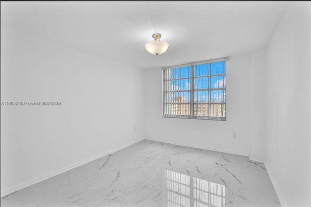 2780 NE 183rd Street 1601, Aventura, FL 33160