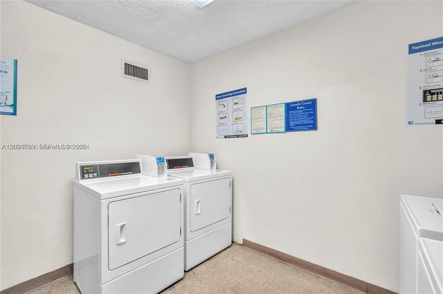 2780 NE 183rd Street 1601, Aventura, FL 33160