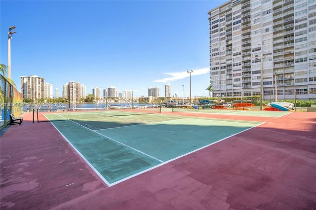 2780 NE 183rd Street 1601, Aventura, FL 33160