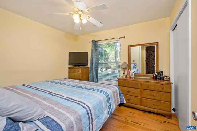 1256 MAPLE VIEW DR, Charlottesville, VA 22902