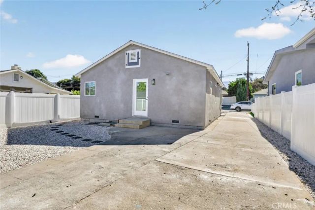 10335 Scoville Avenue, Sunland, CA 91040