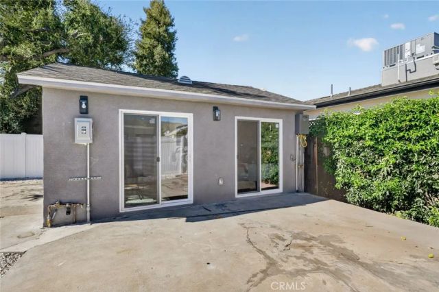 10335 Scoville Avenue, Sunland, CA 91040