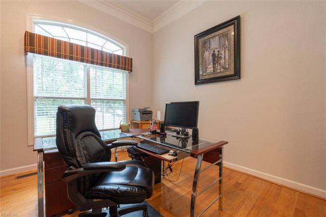 732 Washington DR, Chesapeake, VA 23322