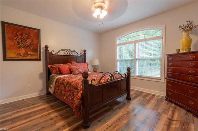 732 Washington DR, Chesapeake, VA 23322