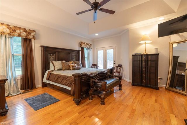 732 Washington DR, Chesapeake, VA 23322