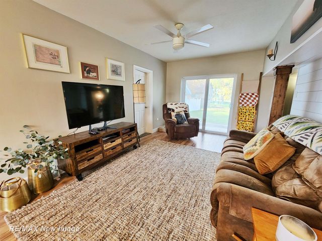 306 E Webster Street, Coleman, MI 48618