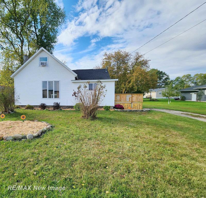 306 E Webster Street, Coleman, MI 48618