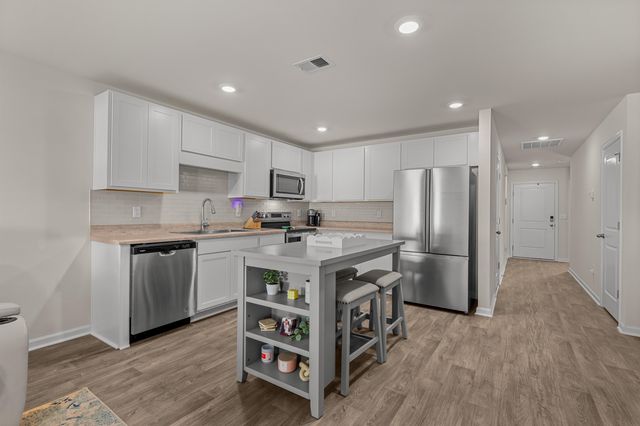 127 Brittmore Park Pl., Myrtle Beach, SC 29588