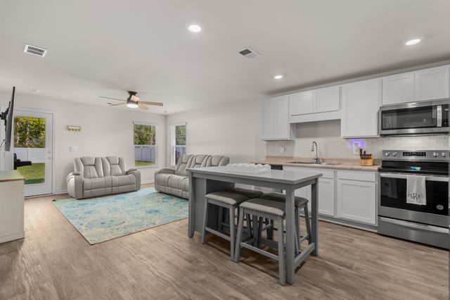 127 Brittmore Park Pl., Myrtle Beach, SC 29588
