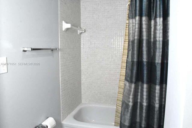 1300 Saint Charles Place 617, Pembroke Pines, FL 33026