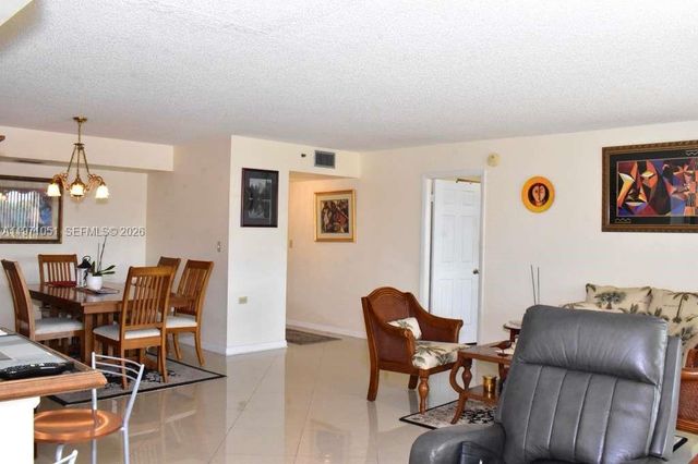 1300 Saint Charles Place 617, Pembroke Pines, FL 33026