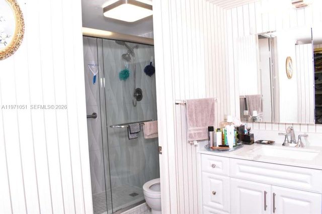 1300 Saint Charles Place 617, Pembroke Pines, FL 33026