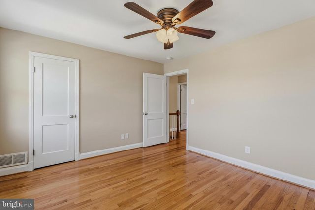 586 LUCIA AVE, Baltimore, MD 21229