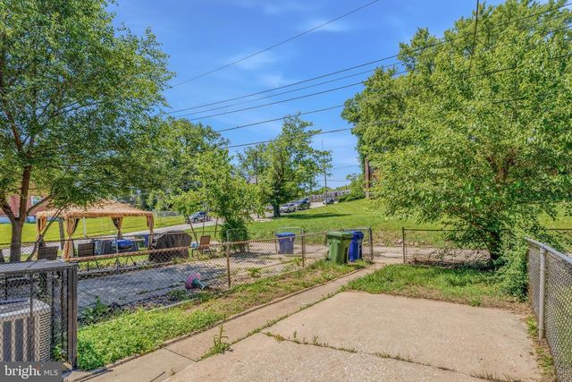 586 LUCIA AVE, Baltimore, MD 21229