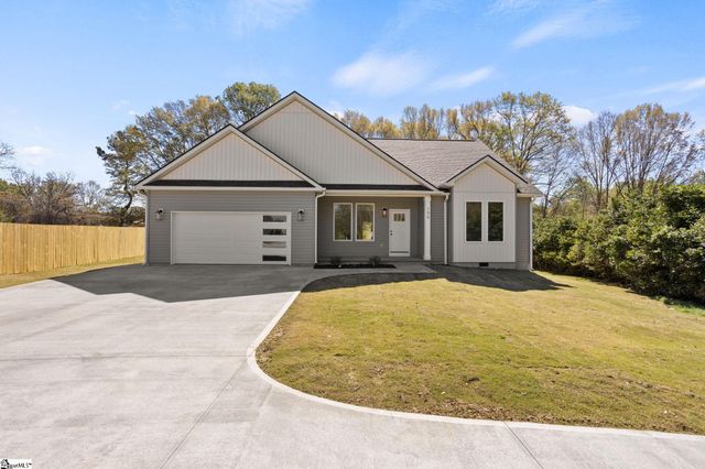 195 Pine Drive, Greer, SC 29651
