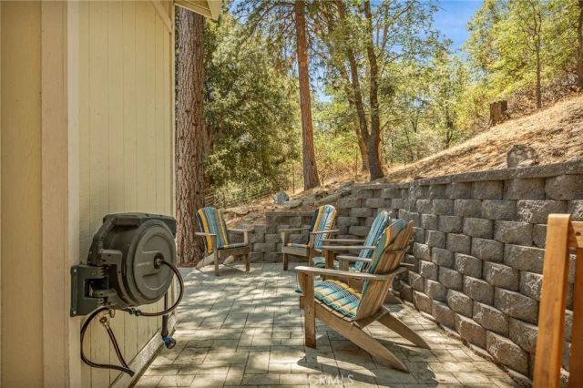 24071 Fern Glen, Crestline, CA 92325