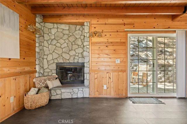 24071 Fern Glen, Crestline, CA 92325