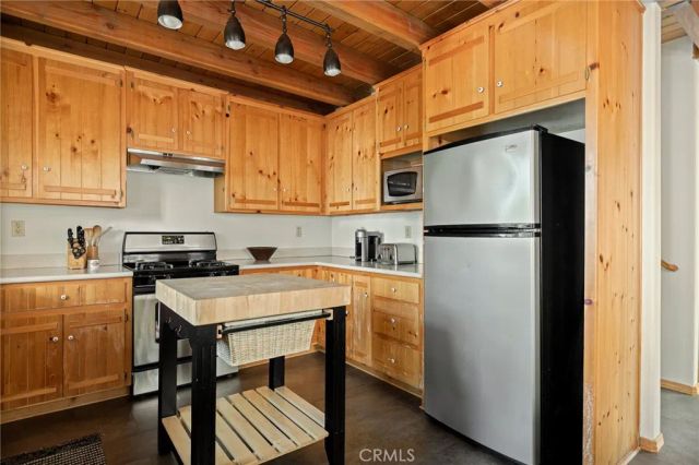 24071 Fern Glen, Crestline, CA 92325