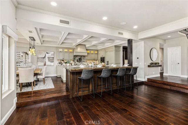 30266 Skippers Way, Canyon Lake, CA 92587