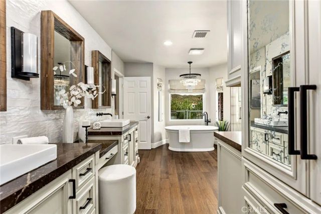 30266 Skippers Way, Canyon Lake, CA 92587