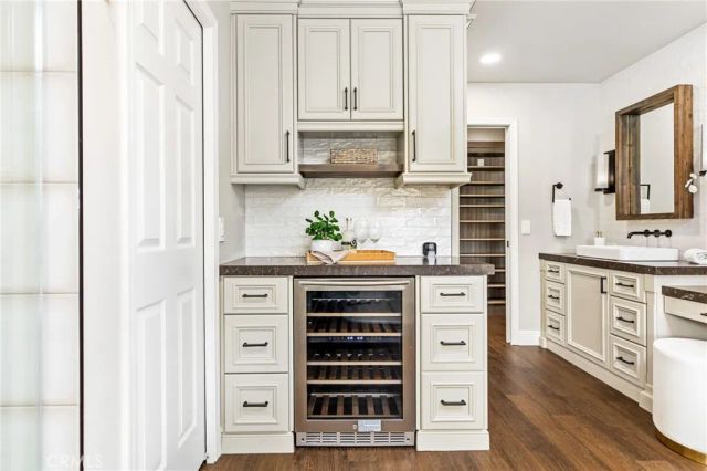 30266 Skippers Way, Canyon Lake, CA 92587