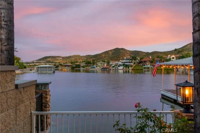 30266 Skippers Way, Canyon Lake, CA 92587