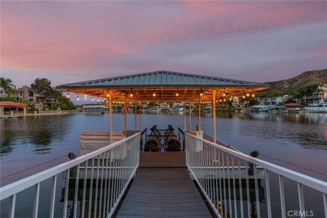 30266 Skippers Way, Canyon Lake, CA 92587