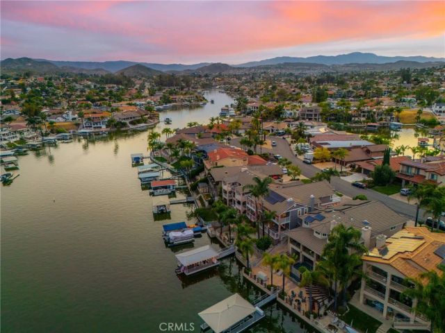 30266 Skippers Way, Canyon Lake, CA 92587