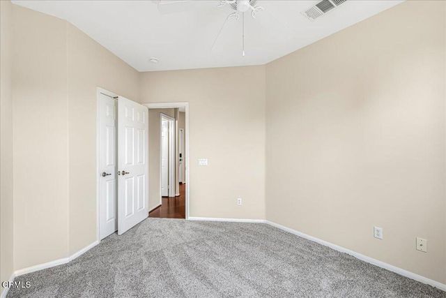 990 Holiday Avenue, Ventura, CA 93003