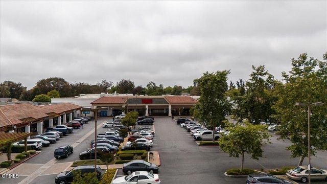 990 Holiday Avenue, Ventura, CA 93003