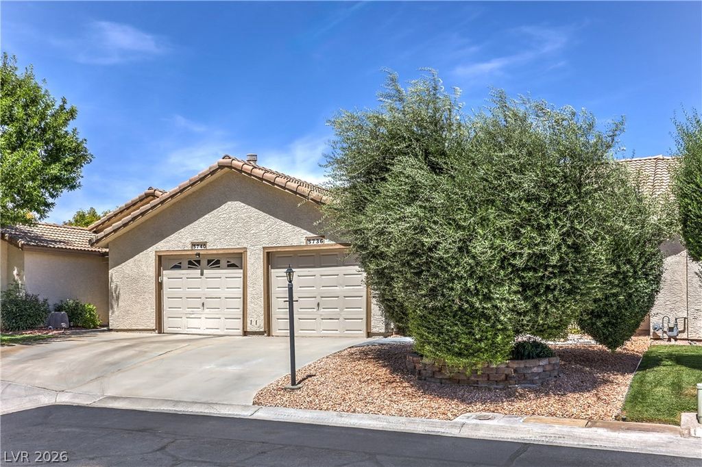 5736 Colwood Lane, Las Vegas, NV 89130 — photo 2