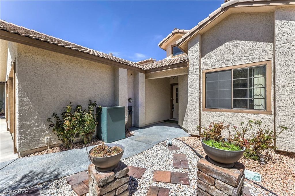5736 Colwood Lane, Las Vegas, NV 89130 — photo 4