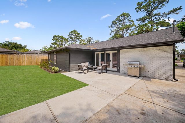 5630 Lymbar Drive, Houston, TX 77096