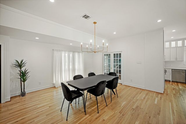 5630 Lymbar Drive, Houston, TX 77096