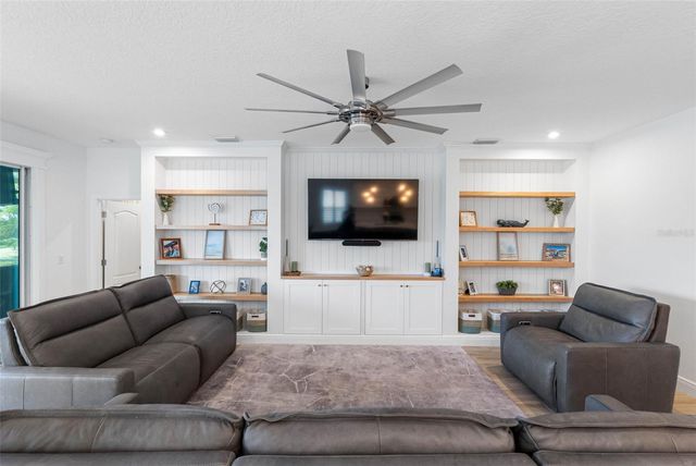 5557 SILVER SUN DRIVE, Apollo Beach, FL 33572