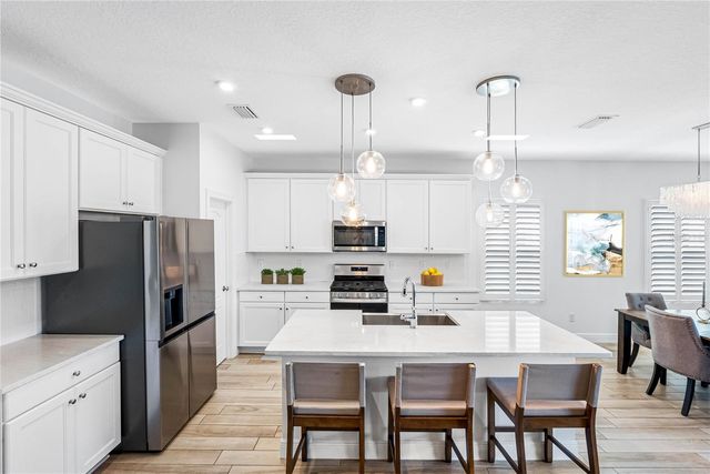 5557 SILVER SUN DRIVE, Apollo Beach, FL 33572