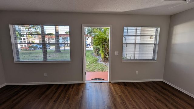 2600 SE Ocean Boulevard Ee3, Stuart, FL 34996