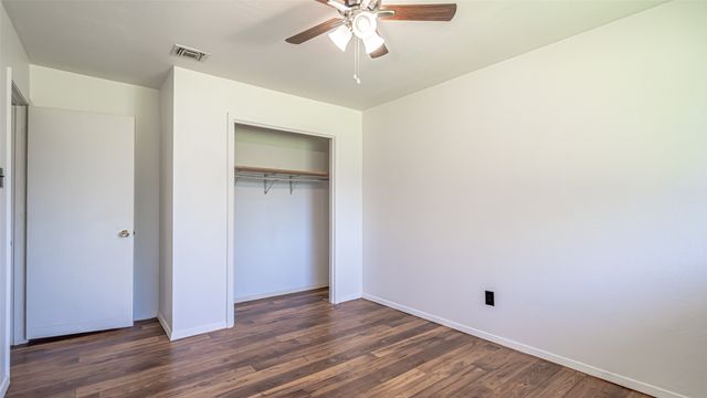 405 Heather Drive, Granbury, TX 76048