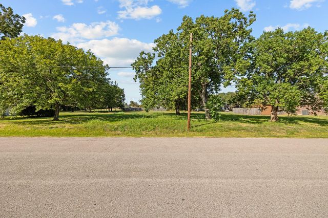 2522 3rd Avenue N, Texas City, TX 77590