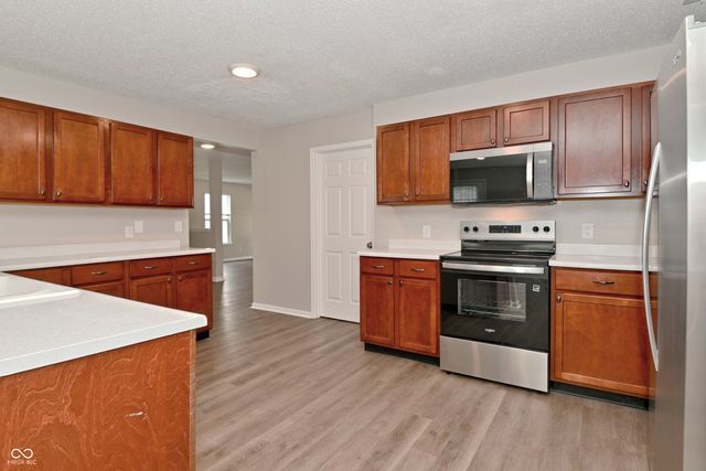 10421 Parmer Circle, Fishers, IN 46038