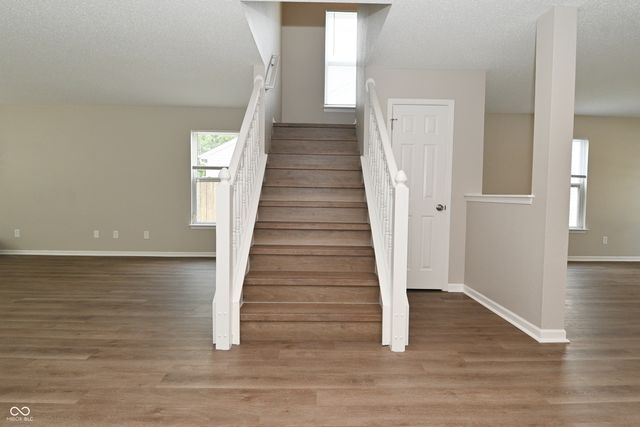 10421 Parmer Circle, Fishers, IN 46038