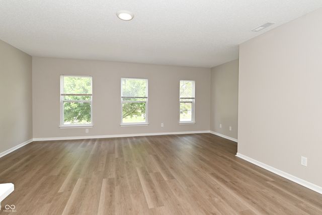 10421 Parmer Circle, Fishers, IN 46038