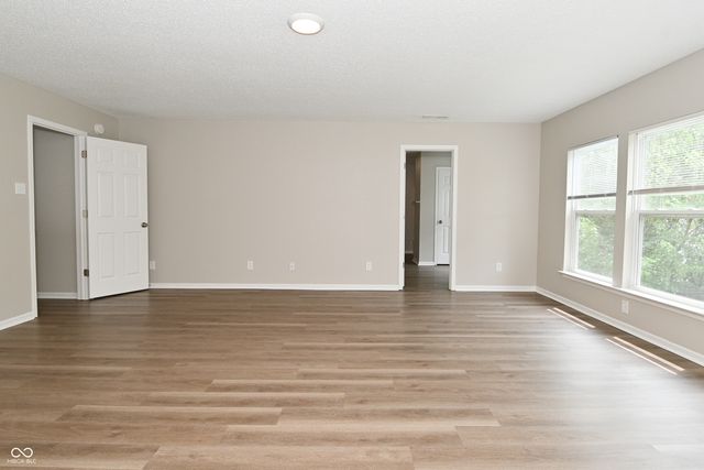 10421 Parmer Circle, Fishers, IN 46038