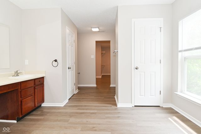 10421 Parmer Circle, Fishers, IN 46038