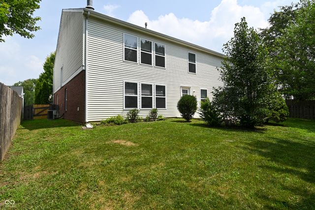 10421 Parmer Circle, Fishers, IN 46038