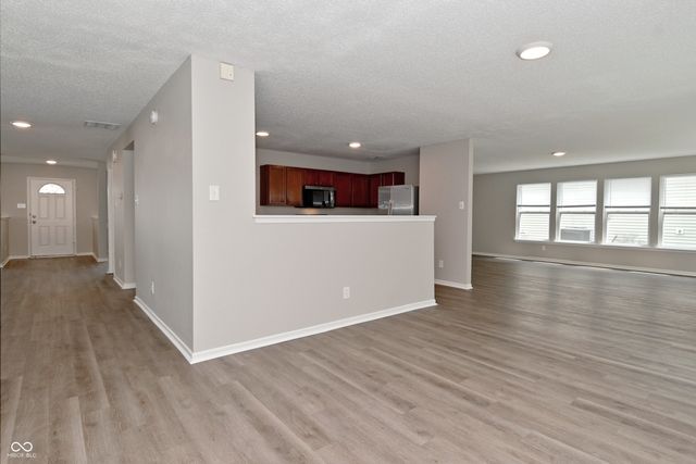 10421 Parmer Circle, Fishers, IN 46038