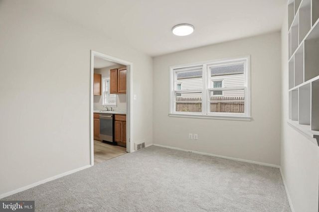 6605 RIGGS RD, Hyattsville, MD 20782